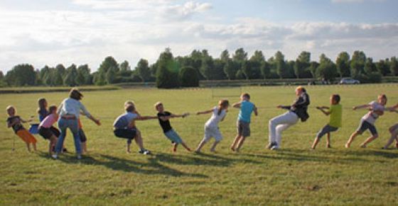 Touwtrekken in het Horsterpark